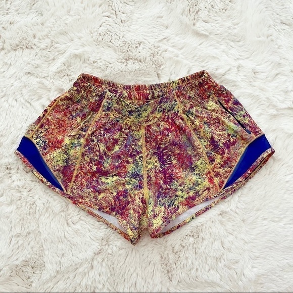 lululemon | Seawheeze 2019 Limited Edition Hotty Hot Shorts Size 4 - Picture 2 of 6